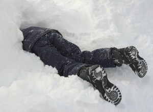 Guy-Stuck-In-Snow