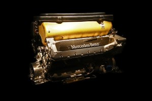 mercedes-engine-2100359_960_720.jpg